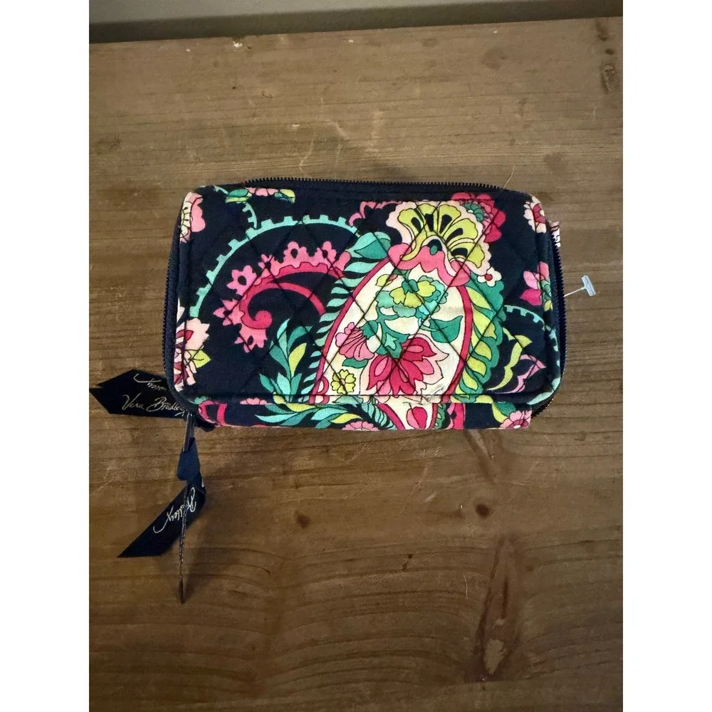 Vera Bradley Navy Floral Paisley Quilted Cotton Zip Around Wallet Organizer